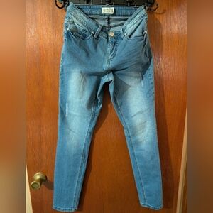 Royalty For Me Women's Light Blue Skinny Jeans